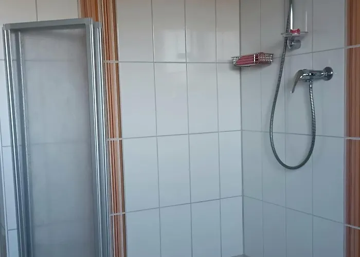 Rengerter Oase アパート Neunkirchen